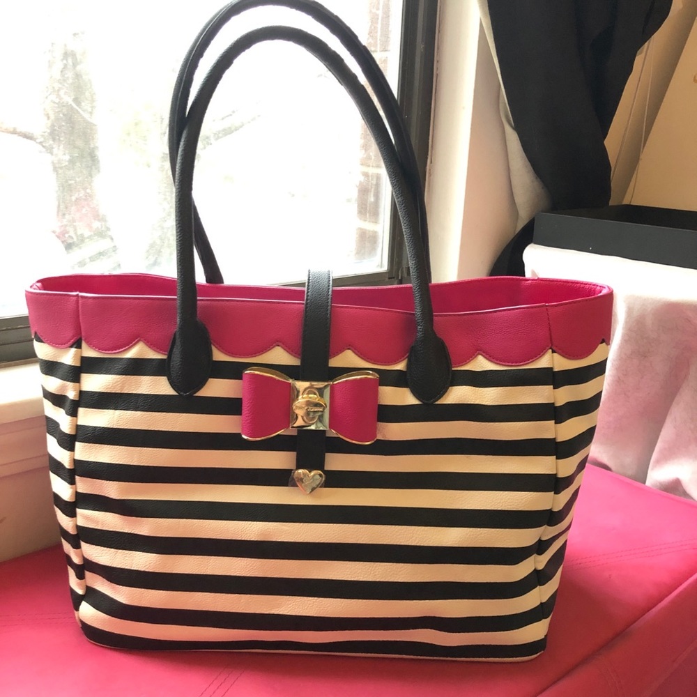 NWOT Betsey Johnson striped black/white/pink tote